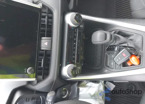 2023 Toyota Rav4 Xle из США, поврежденный, VIN 2T3W1RFV0PC231017